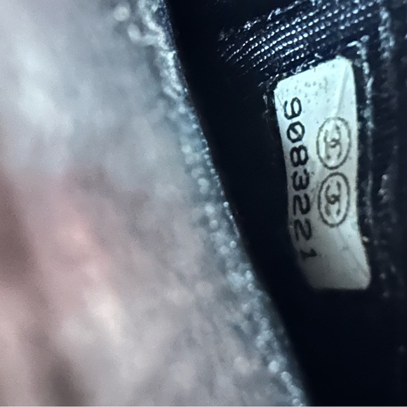 CHANEL long wallet on chain w/COA!!! LIKE NEW PRISTINE CONDITION! - Picture 6 of 10